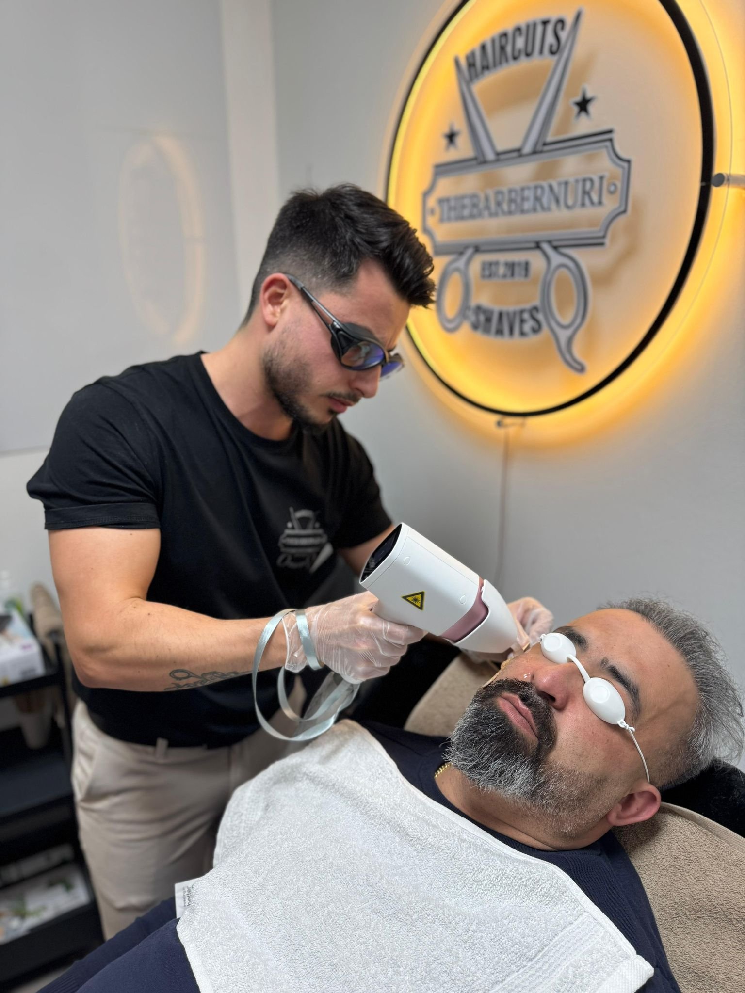 Laser toestel afbeelding 4 (plaats jouw URL)